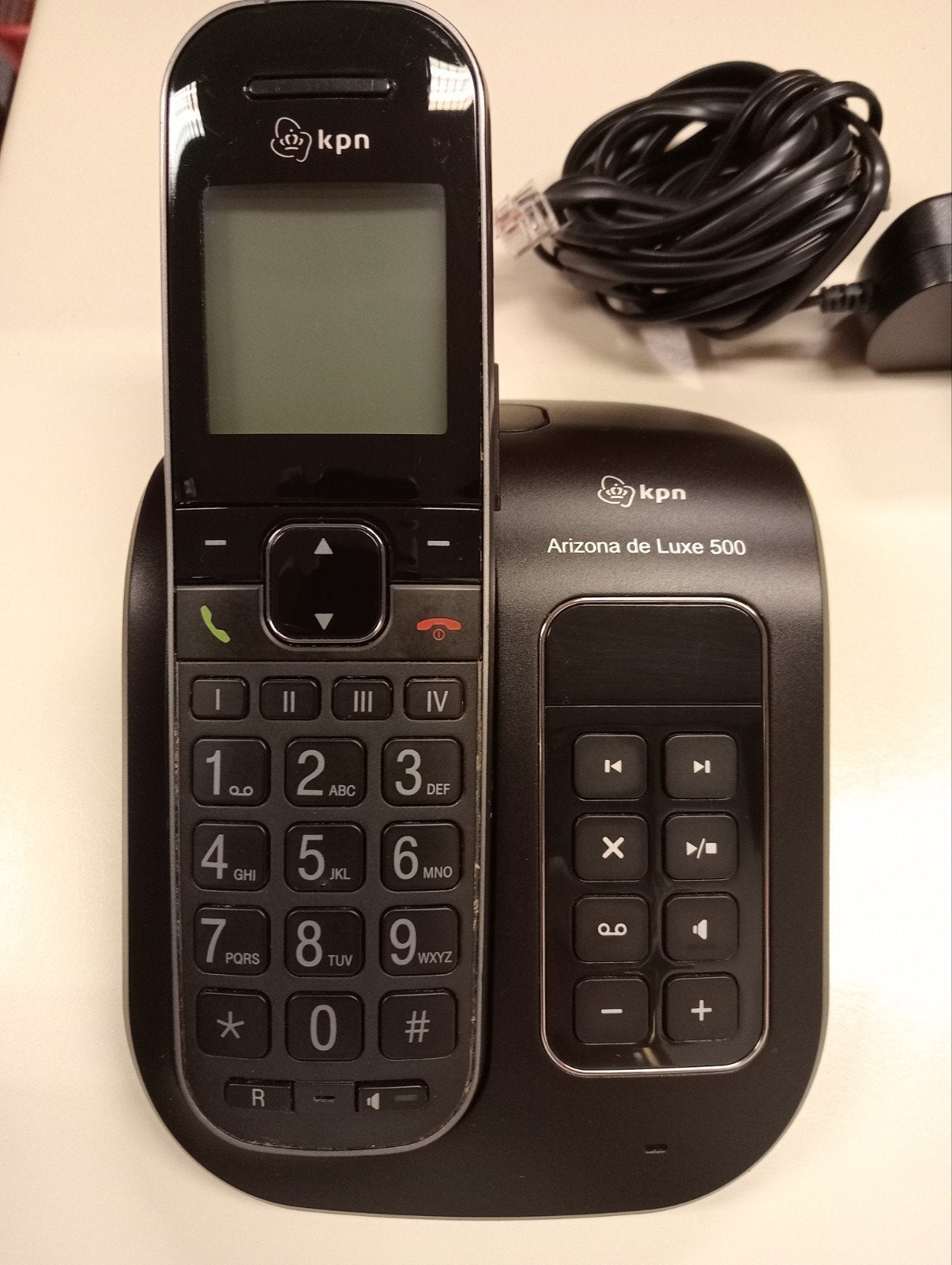 KPN Arizona de Luxe 500 draadloze huistelefoon, Telecommunicatie, Vaste telefoons | Handsets en Draadloos, 1 handset, Maanplein 100, 2516 CK Den Haag