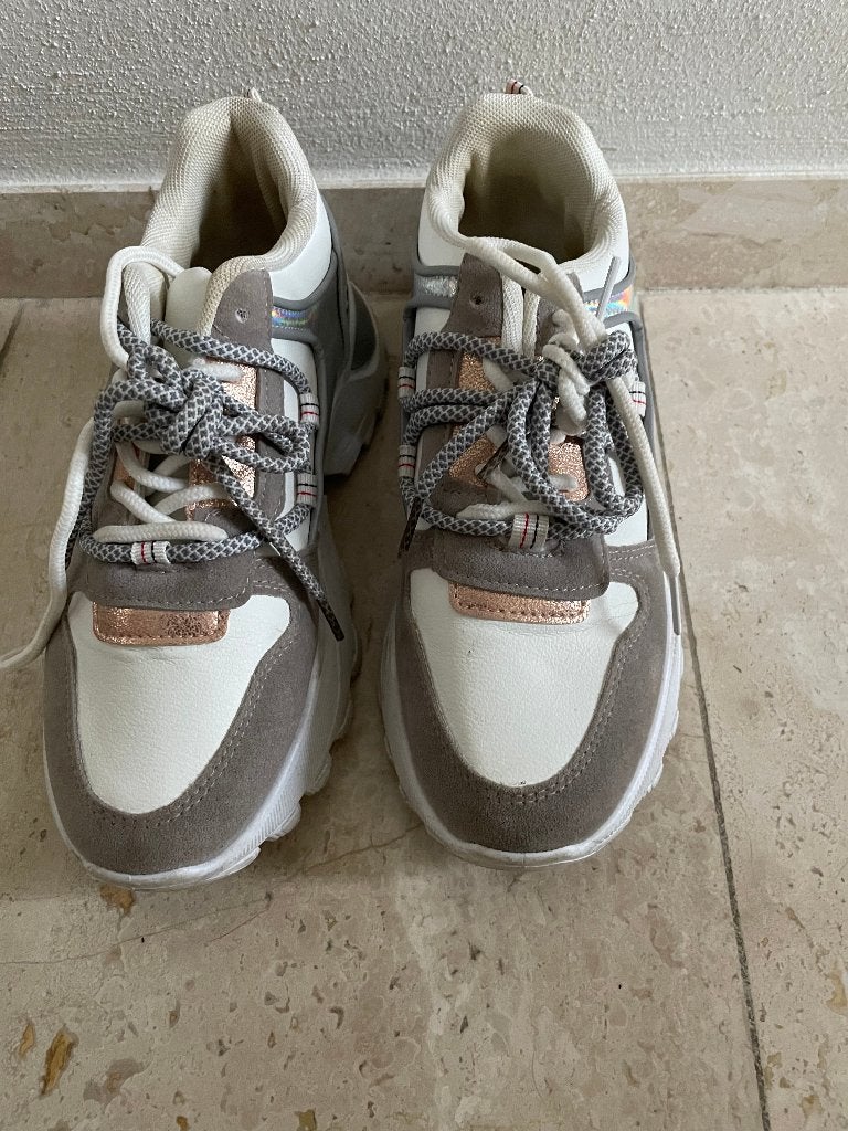 Z.g.a.n. leuke, comfortabele sneakers maat 38, Overige kleuren, Ophalen of Verzenden, Sneakers of Gympen, Zo goed als nieuw