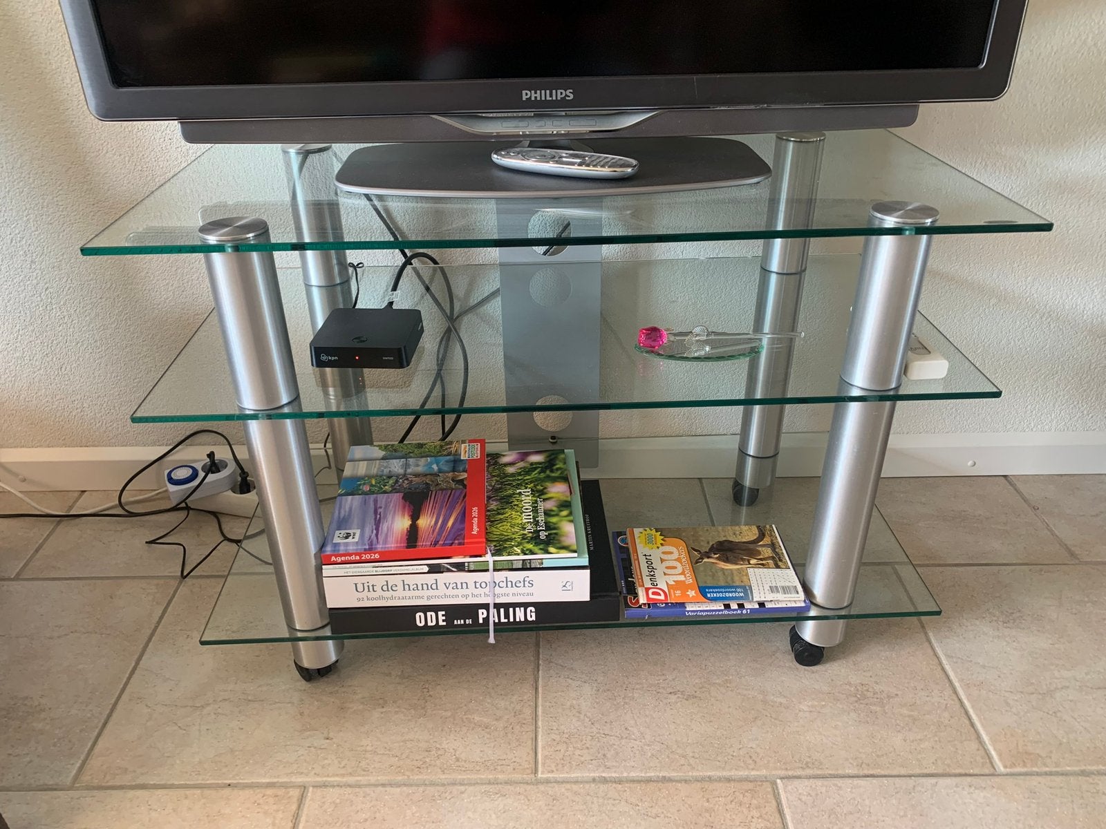 Tv meubel . Van Glas., Ophalen, 50 tot 100 cm, Minder dan 100 cm, 25 tot 50 cm