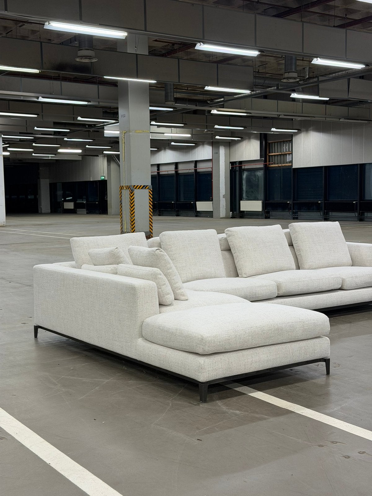 Minotti Andersen Hoekbank | Natural | NIEUWSTAAT + Garantie, Metaal, Hoekbank, 300 cm of meer, Ophalen of Verzenden