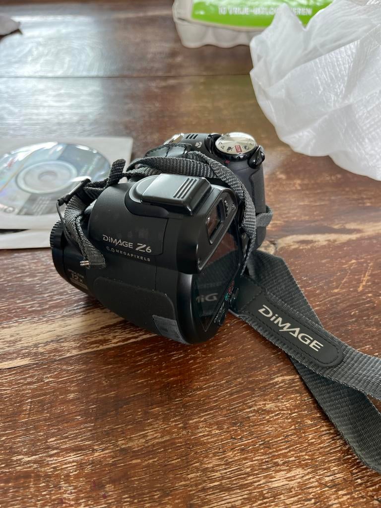 Konica Minolta DiMAGE Z6 Digitale Camera 6.0 MP, Ophalen of Verzenden, Zo goed als nieuw