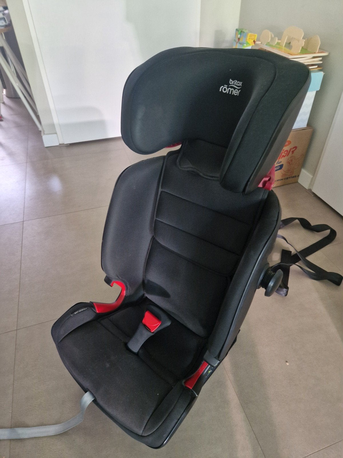 Britax Römer ADVANSAFIX IV R autostoel (9-36 kg), Ophalen, Romer, Zijbescherming, 9 t/m 36 kg