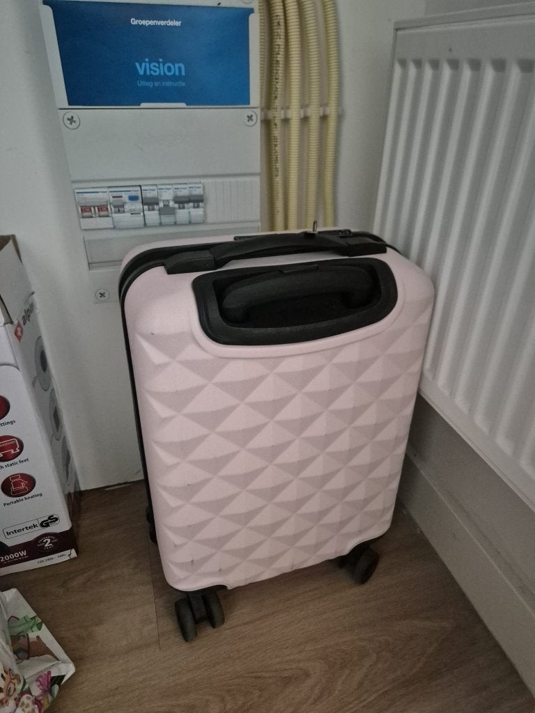 Te Koop Kleine Roze Koffer (Alleen ophalen in Den Bosch), Gebruikt, Hard kunststof, Minder dan 50 cm, Minder dan 35 cm