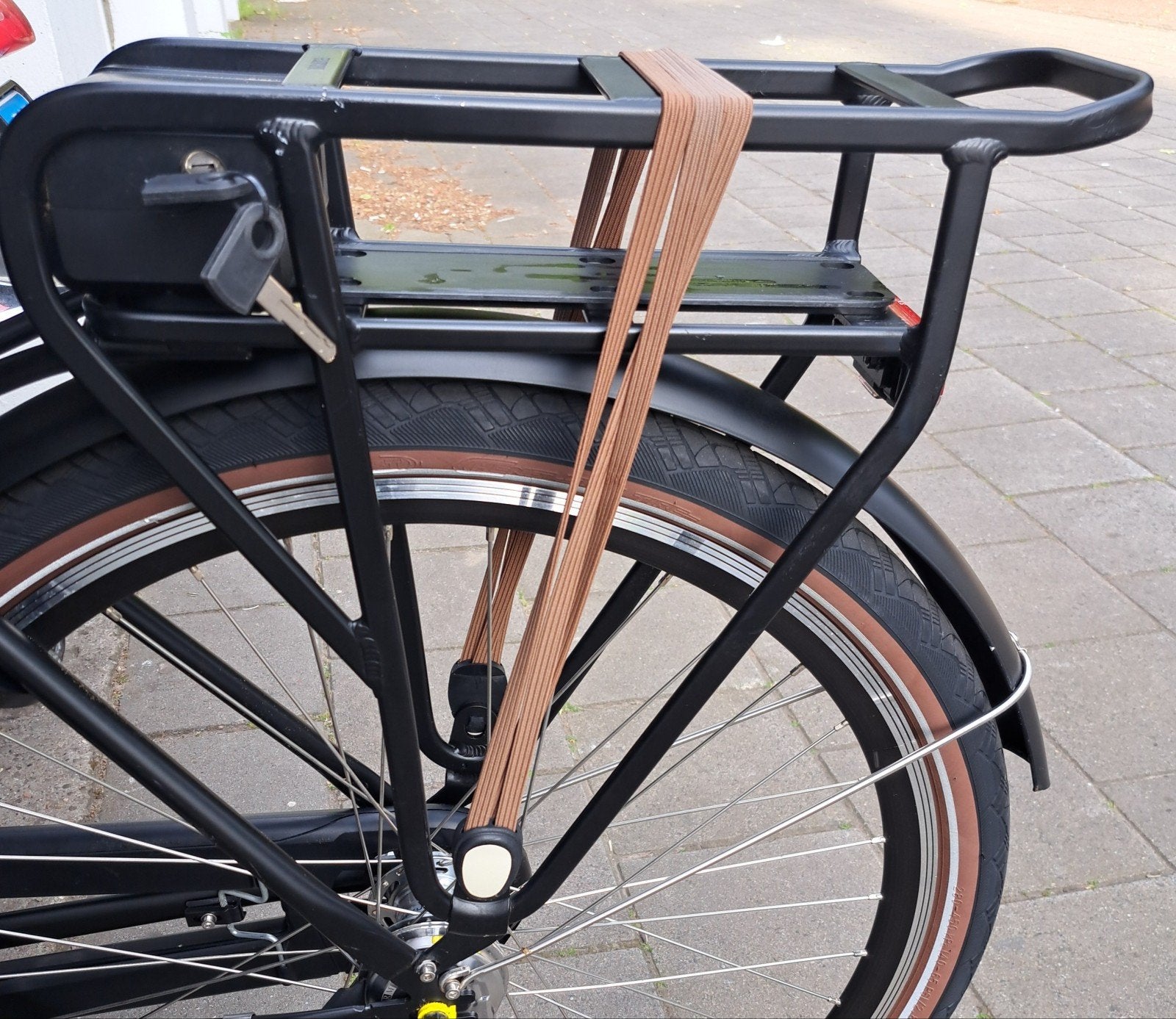Raaks E-bike Achter DRAGER met slot en accu Houder kijk, Ophalen of Verzenden, Zo goed als nieuw