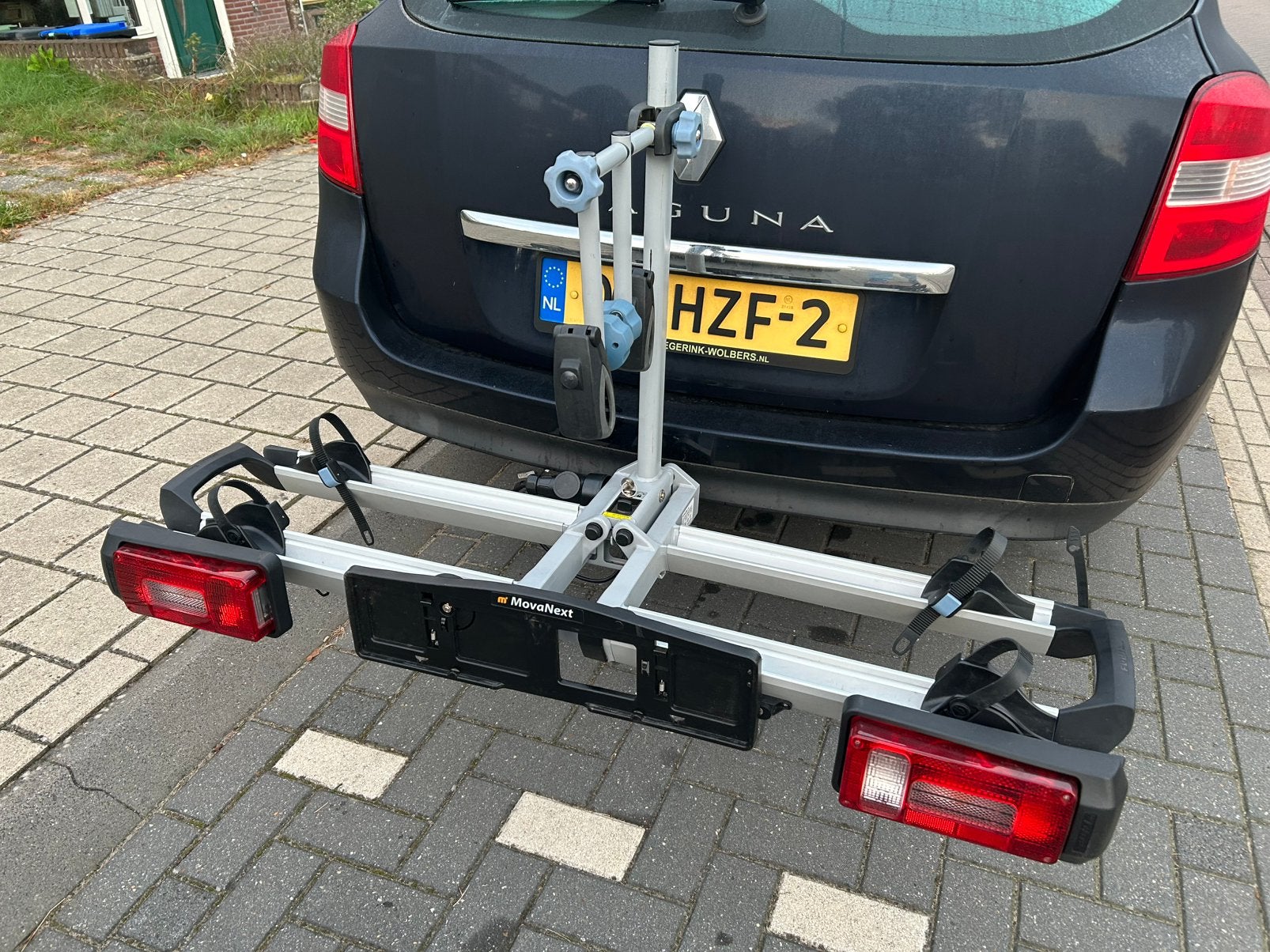 Movanext lux fietsendrager 2025  nieuwstaat, Ophalen of Verzenden, Zo goed als nieuw, Brede banden, 2 fietsen