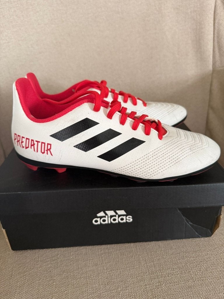 Adidas Predator Football Shoes for women / No 38, Sport en Fitness, Voetbal, Maat XS of kleiner, Schoenen, Ophalen of Verzenden