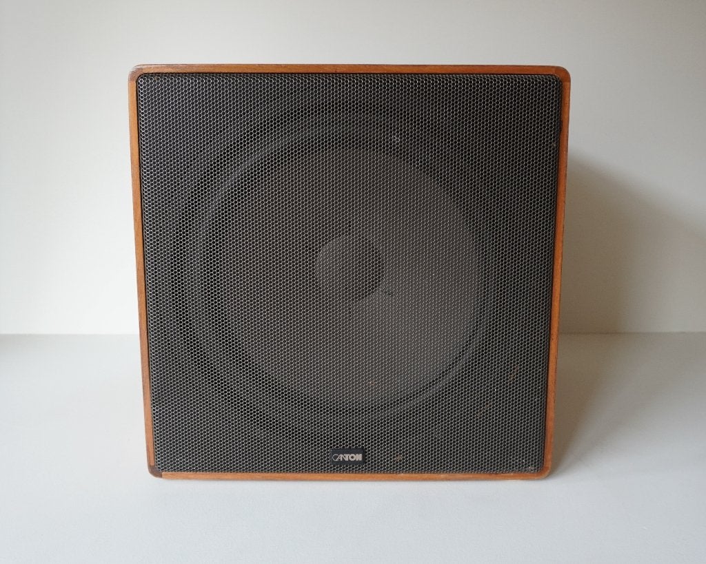Jaren80 houten speaker Duitse Canton GLS. 50 subwoofer