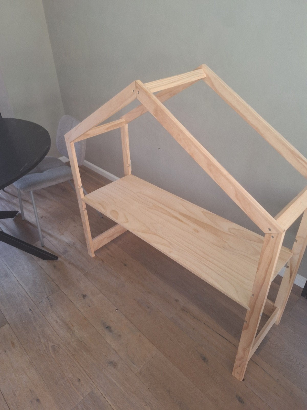 Houten kinderbureau, Ophalen, Gebruikt