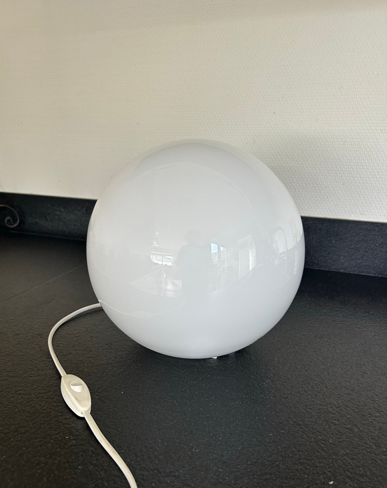 IKEA Fado tafellamp - Wit, bolvormig design, Ophalen, Met schakelaar, Gebruikt, Wit