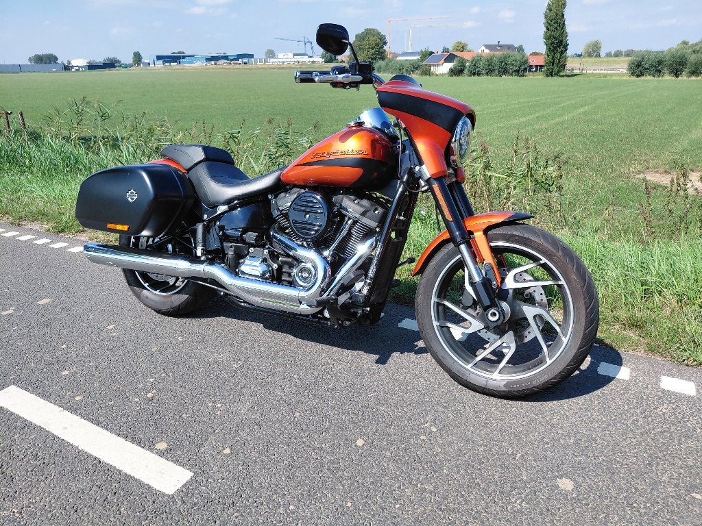 Harley Davidson 107 FLSB Sport Glide 5HD Jekyll And Hyde, 2 cilinders, 1745 cc, Motorrijbewijs A, Meer dan 35 kW