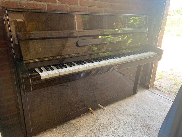 Hsinghai Piano Gratis, Muziek en Instrumenten, Piano's, Ophalen, Gebruikt, Bruin, Piano