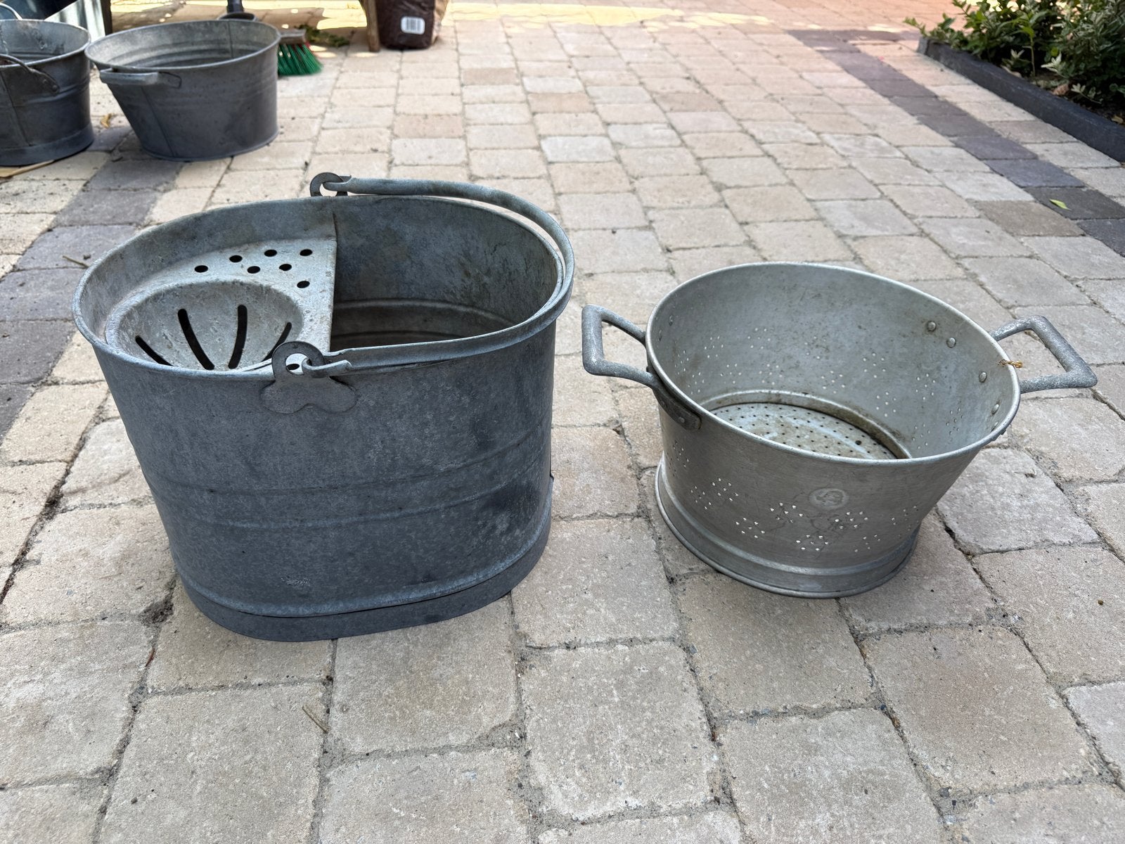Vintage Zinken Emmer en Vergiet Set, Ophalen of Verzenden