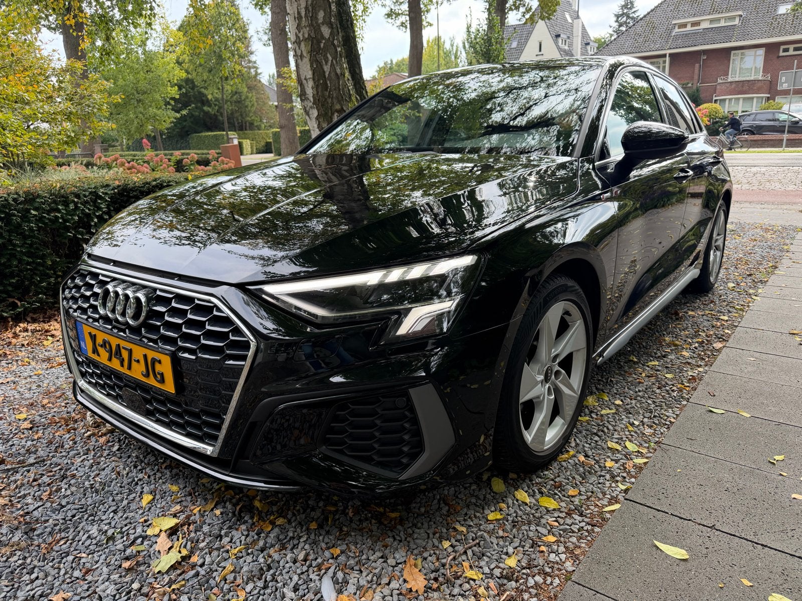 Audi A3 30 Tfsi 110pk Mhev S-tronic 2023 Zwart, Auto's, Zwart, Origineel Nederlands, 19 km/l, 3 cilinders