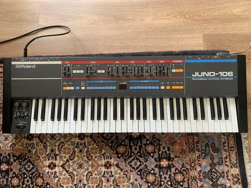 Roland Juno 106, Muziek en Instrumenten, Ophalen, Roland, Met midi-aansluiting, 61 toetsen