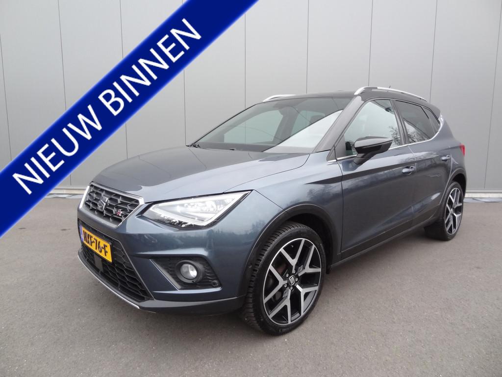 SEAT Arona | FR | VIRTUAL DASH | CAMERA | BEATS AUDIO, Auto's, Gebruikt, Leder en Stof, Adaptive Cruise Control, Bedrijf