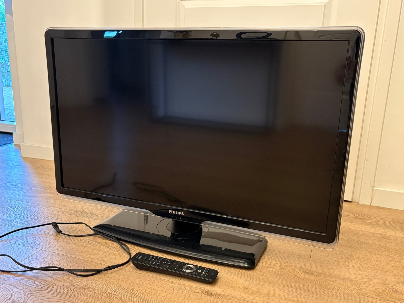 Philips LCD TV Ambilight 37 inch, Ophalen, Philips, Gebruikt, 50 Hz