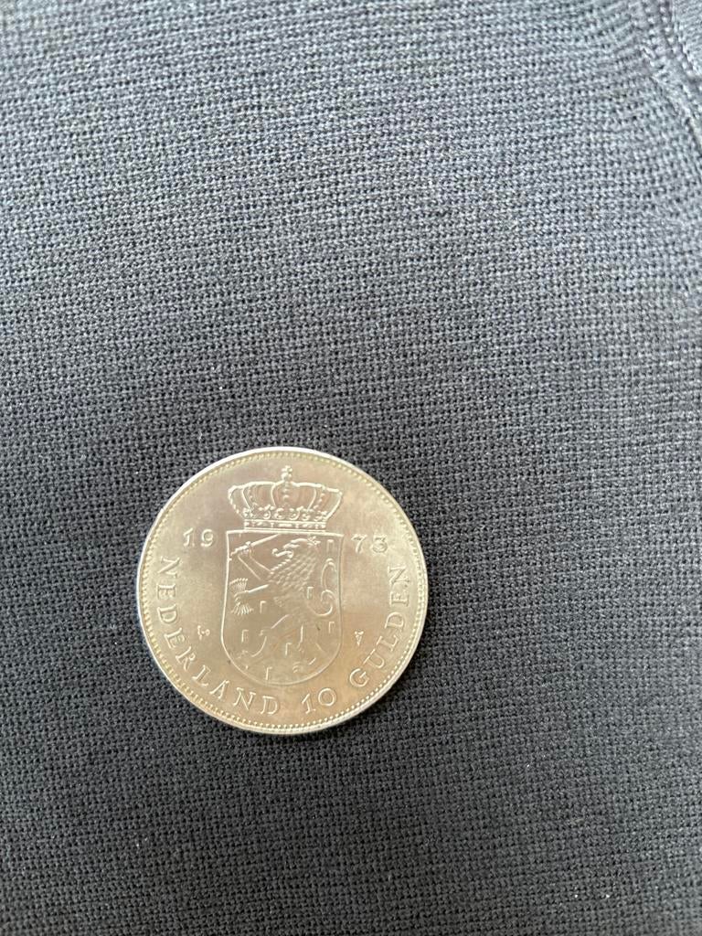 Zilveren 10 Gulden Munt 1973 - Koningin Juliana, Koningin Juliana, Zilver, Ophalen of Verzenden, Losse munt