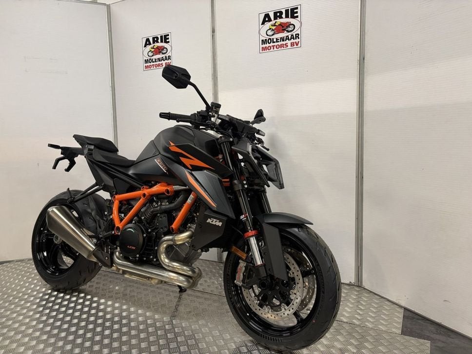 KTM 1390 SUPER DUKE R (bj 2026), 2 cilinders, KTM, Bedrijf, Onbekend