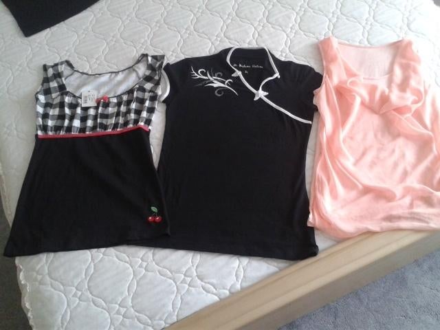 Nieuw tops XS 2 zwart en 1 rose als nieuw, Overige kleuren, Ophalen of Verzenden, Zo goed als nieuw, Zonder mouw
