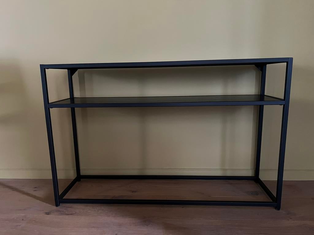 Sidetable zwart metaal met 2 houten planken, 2 X zgan, Huis en Inrichting, Tafels | Sidetables, Ophalen, 100 tot 150 cm, Modern, Industrieel