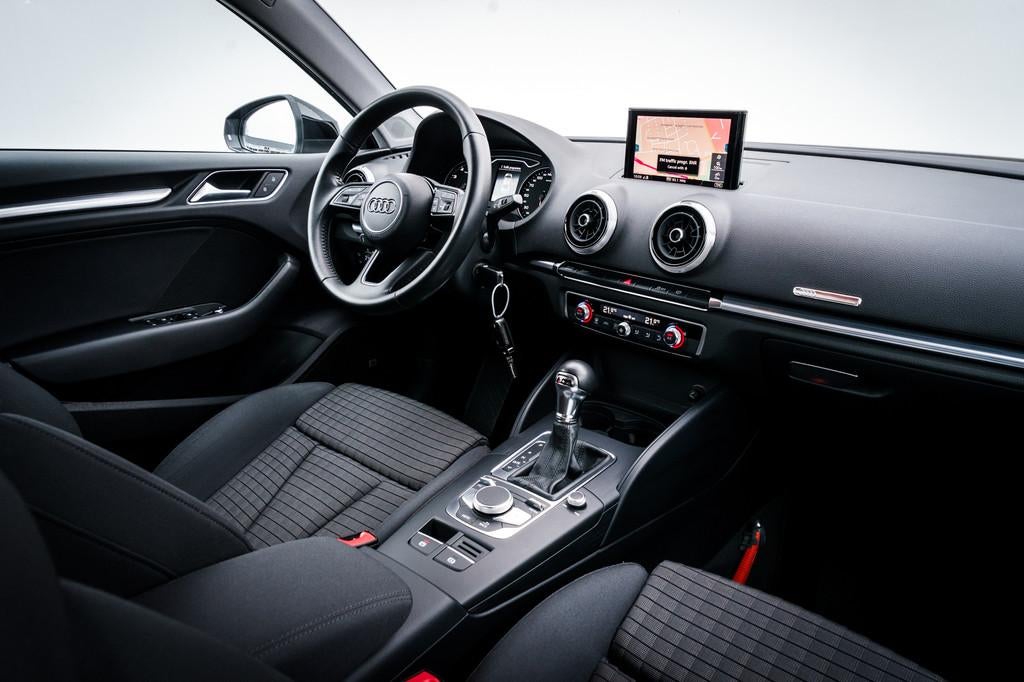 Audi A3 Limousine 30 TFSI 116 PK Sport Lease Edition| Automa, Automatische klimaatregeling, Stof, Gebruikt, Met garantie (alle)