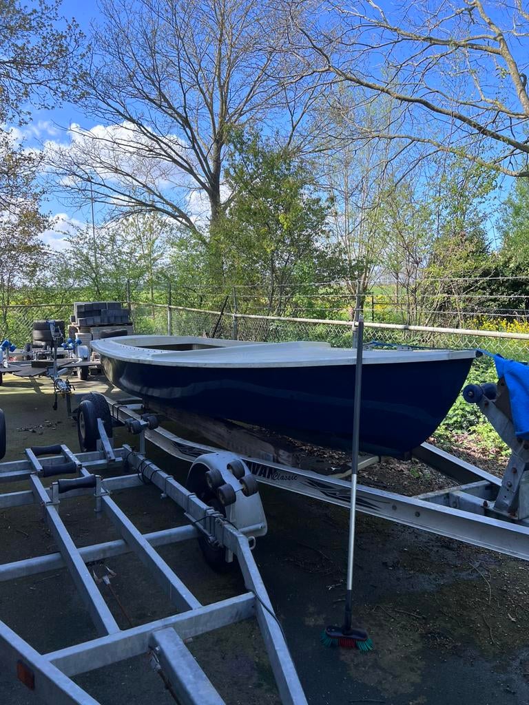 Mooi bootje, Ophalen of Verzenden, Zo goed als nieuw