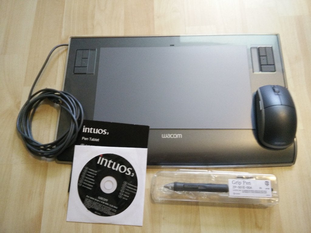 Wacom Intuos 3 PTZ-631w Pen Tablet met Muis (Wide & Normal), Computers en Software, Tekentablets, Ophalen of Verzenden, Gebruikt