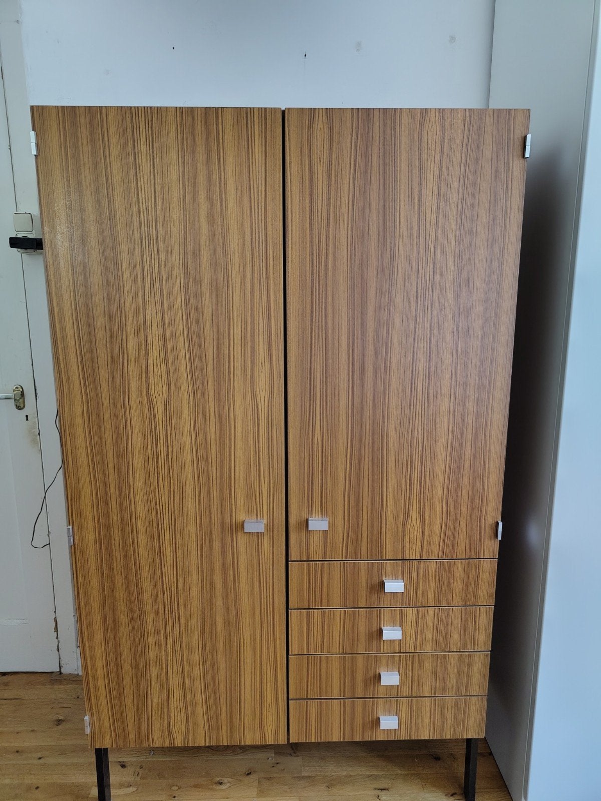 Prachtige Vintage Houten Kast - Perfecte Staat, Ophalen, 50 tot 100 cm, Zo goed als nieuw, Minder dan 100 cm