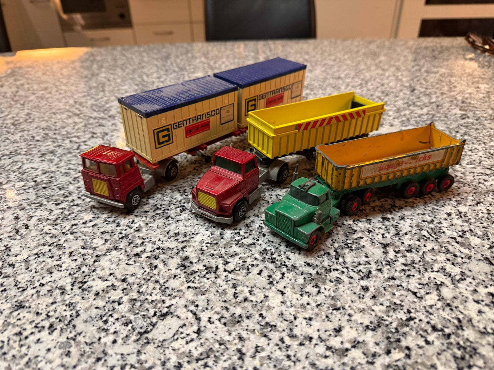 Drie Matchbox vrachtauto’s jaren 70., Ophalen of Verzenden, Gebruikt