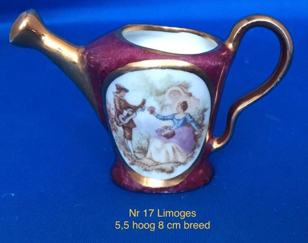 Porseleinen Gietertje Limoges, Ophalen of Verzenden, Zo goed als nieuw, Porselein