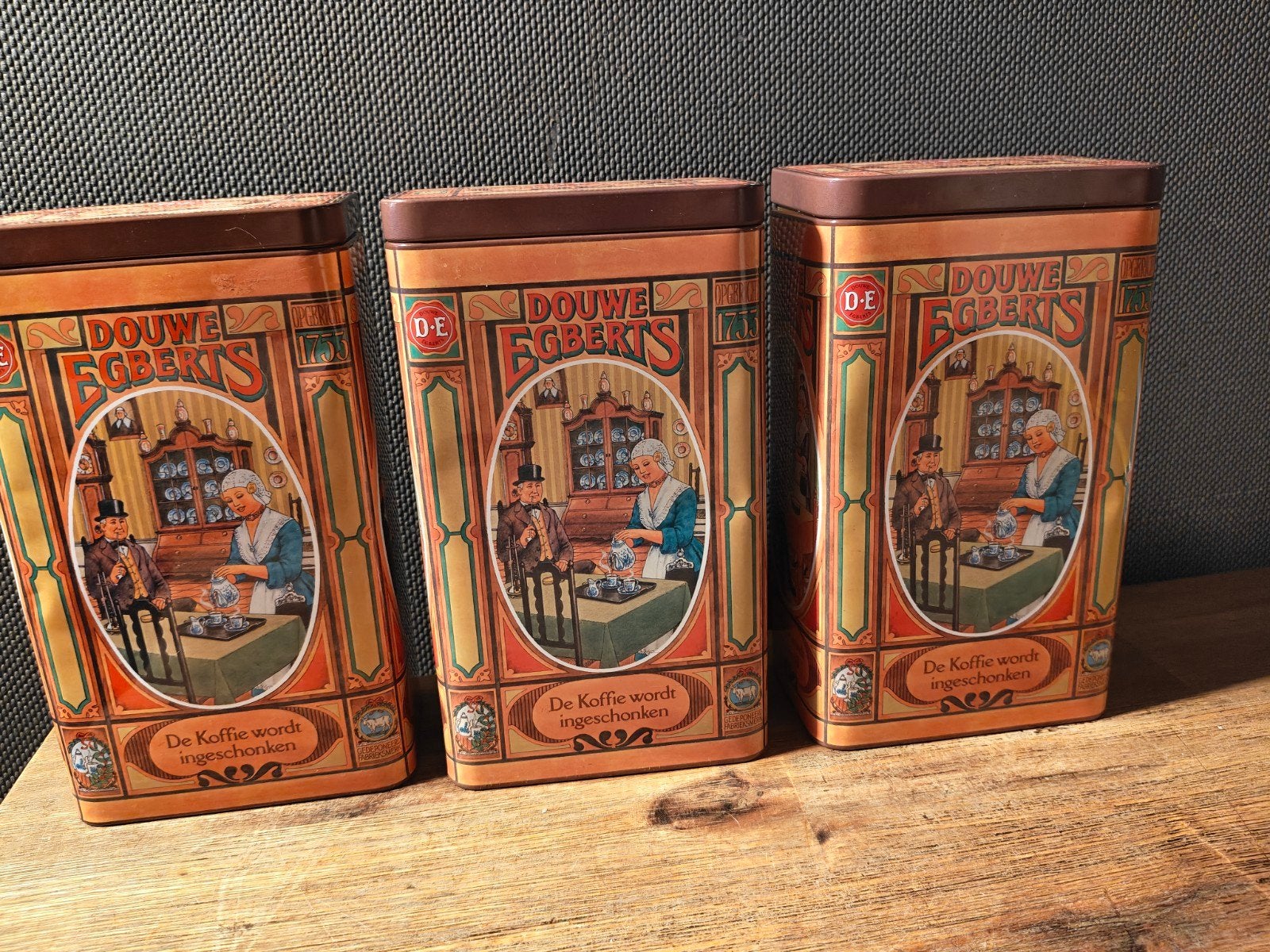 Douwe Egberts koffie voorraadblikken 3 stuks, Ophalen of Verzenden, Gebruikt