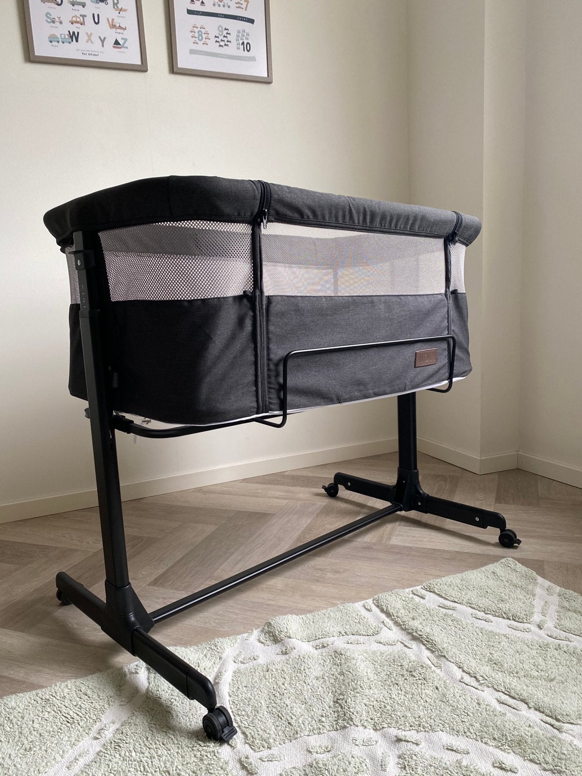 Co-Sleeper Novi Goodnight Black Melange, Ophalen, Zo goed als nieuw, Wieg