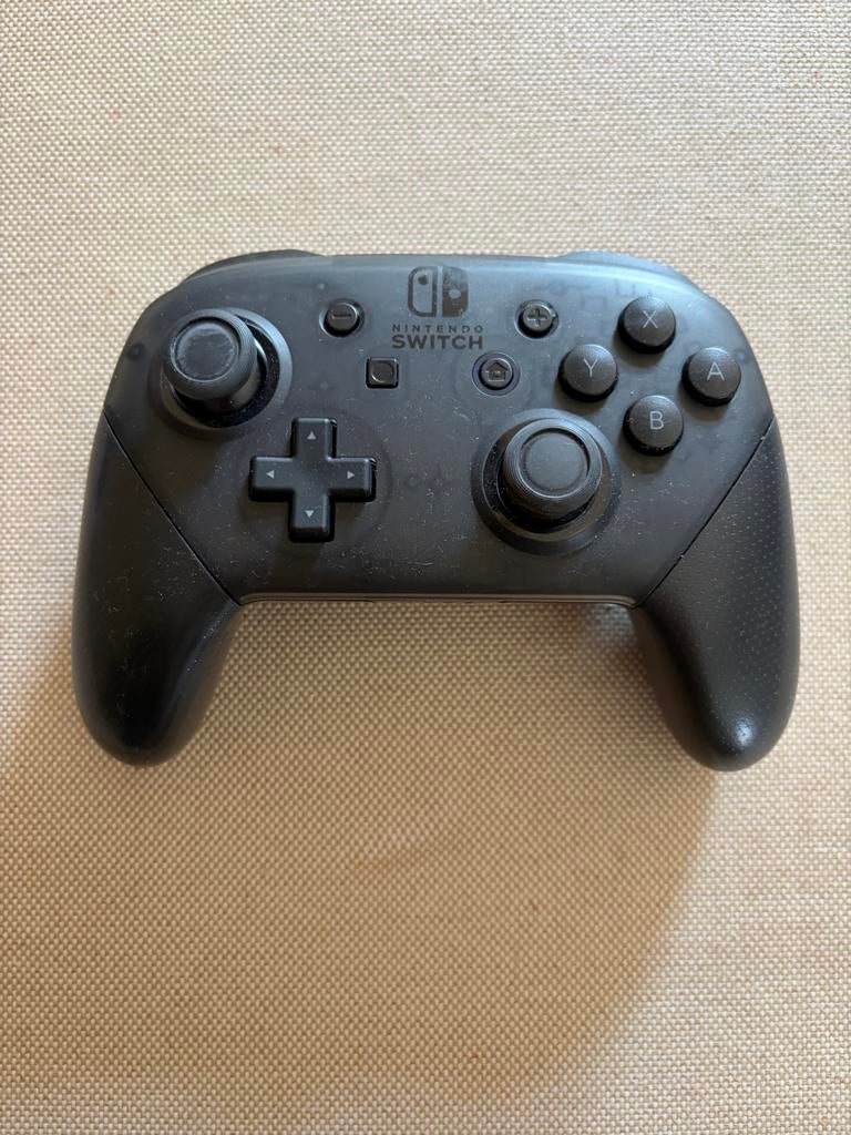 Nintendo Switch Draadloze Pro Controller, Spelcomputers en Games, Spelcomputers | Nintendo Consoles | Accessoires, Gebruikt, Switch
