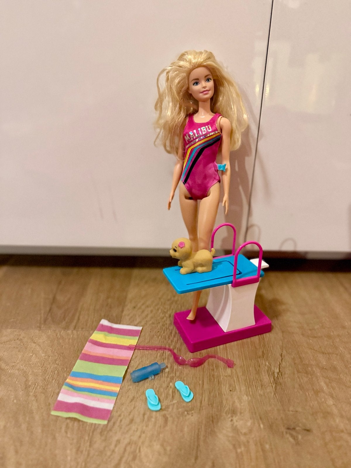 Barbie Dreamhouse Adventures Swim ’n Dive GHK23, Ophalen of Verzenden, Zo goed als nieuw, Barbie