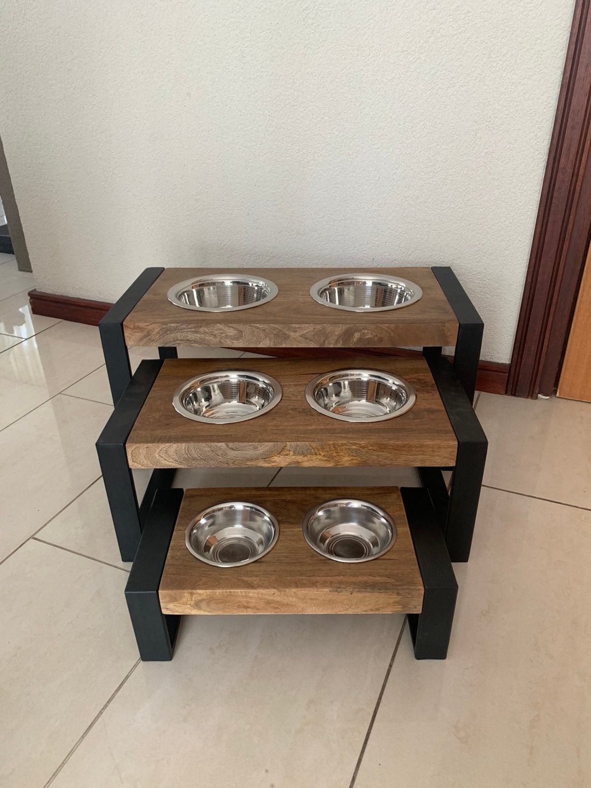 Mango houten voerbakken voor hond of poes, Dieren en Toebehoren, Ophalen, Nieuw