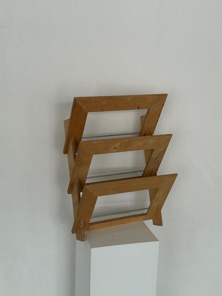 Tijdschriftenhouder - book holder - magazine houder plywood, Ophalen of Verzenden, Gebruikt