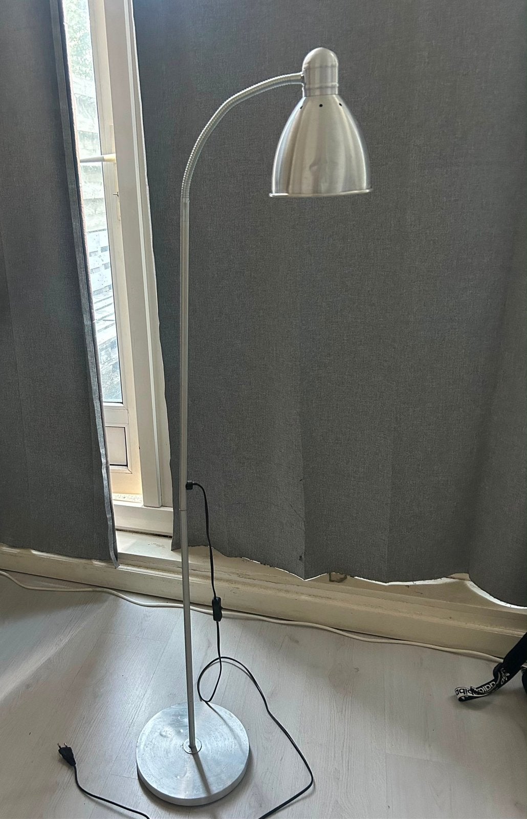 Floor Lamp Adjustable, last week, Ophalen, Zo goed als nieuw, 150 tot 200 cm