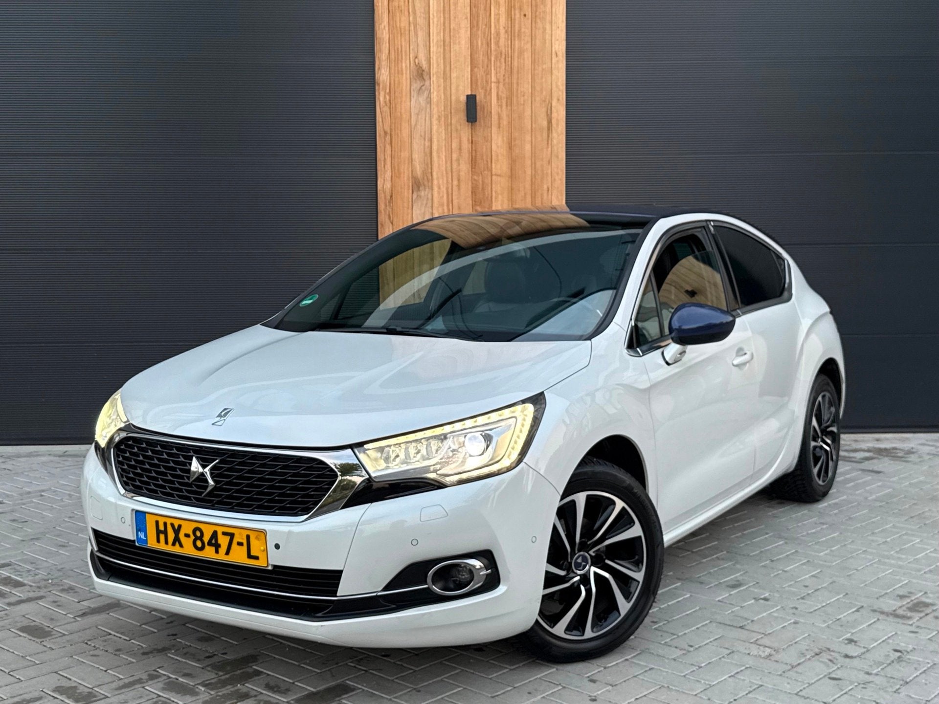 DS 4 1.6 BlueHDi 120PK Business (bj 2016) Euro6|Clima|Two-To, Auto's, DS, Voorwielaandrijving, 4 cilinders, Automatische klimaatregeling