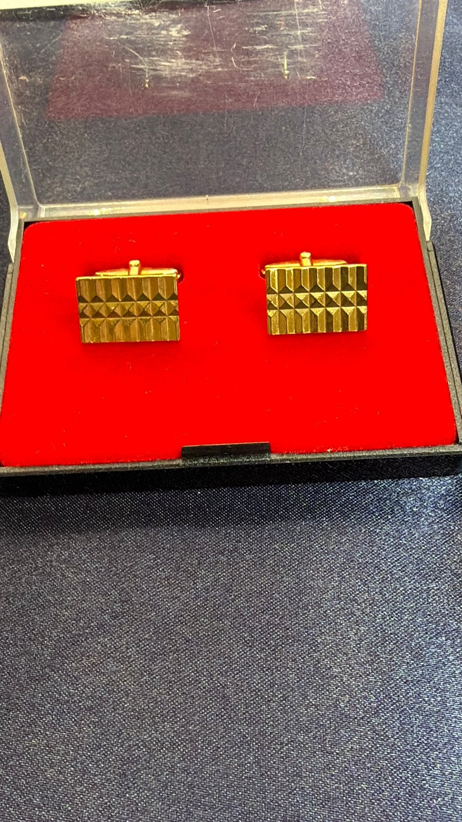 Vintage Goudkleurige Manchetknopen – Geometrisch Reliëf, Ophalen of Verzenden, Zo goed als nieuw, Overige materialen, Verguld