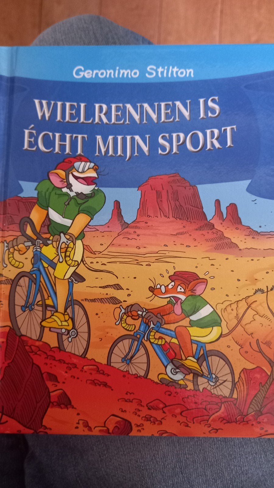 Geronimo Stilton: Wielrennen is écht mijn sport, Boeken, Ophalen of Verzenden, Nieuw, Geronimo Stilton, Fictie algemeen