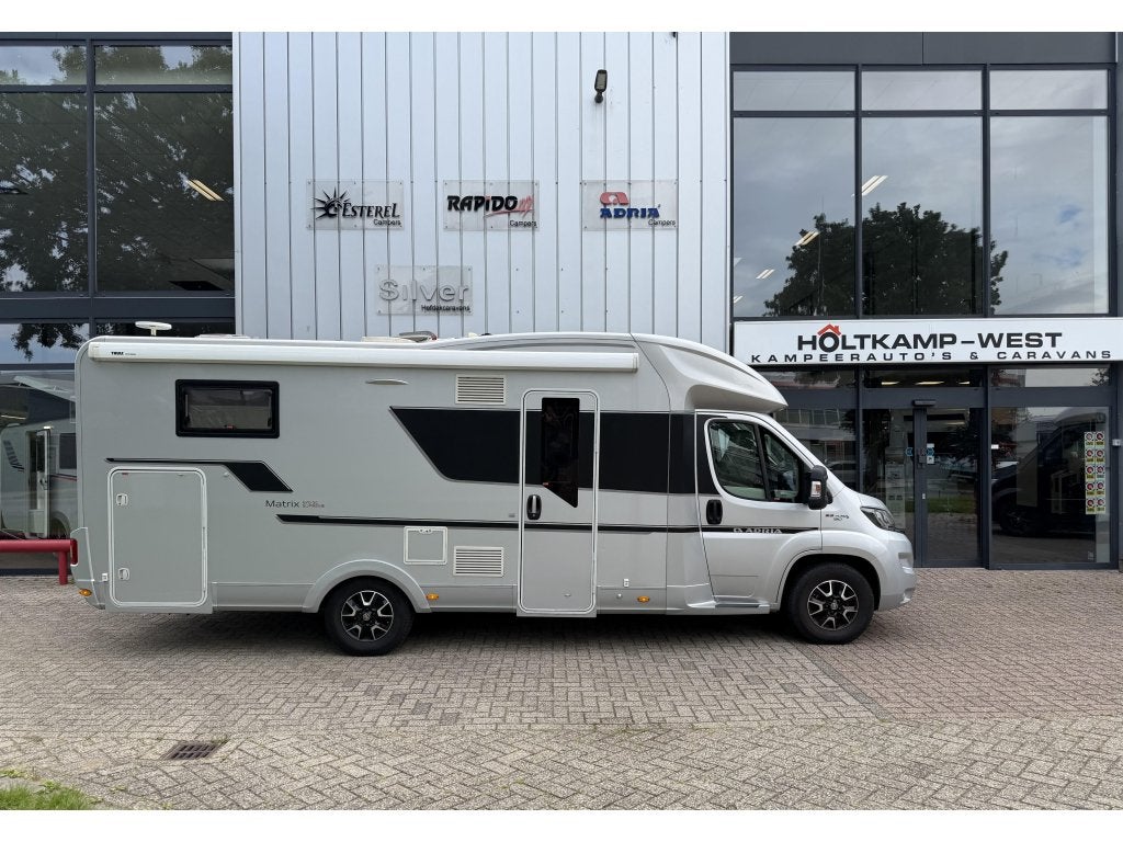 Adria Matrix 670 SC, Afzuigkap, Ringverwarming, Fiat, 7 tot 8 meter