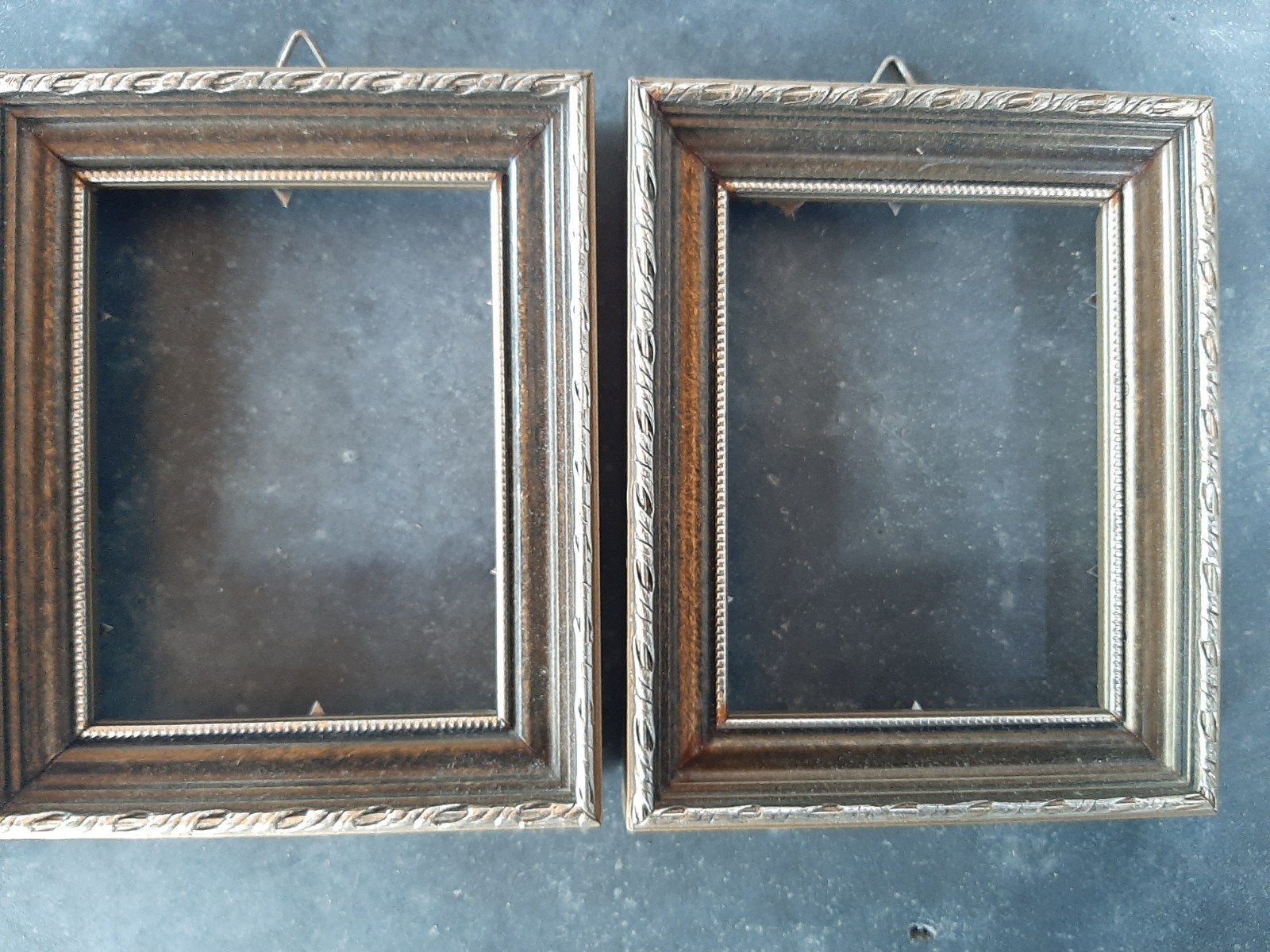 2 kleine lijstjes zonder glas, Ophalen of Verzenden, Glas