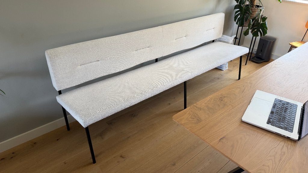 Bodilson eetkamerbank – Crèmekleur – 240 cm, Huis en Inrichting, Ophalen, Minder dan 75 cm, Mooi, Zo goed als nieuw