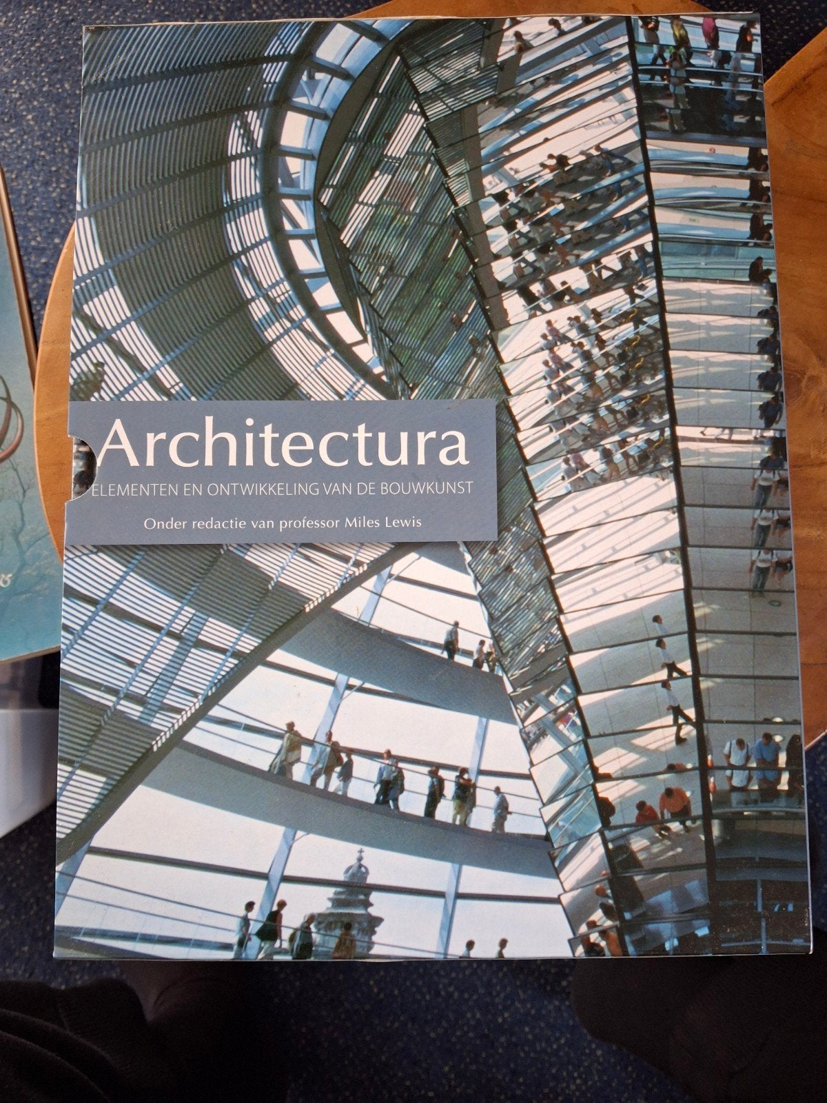 Architectura: Elementen en ontwikkeling van de bouwkunst, Boeken, Ophalen of Verzenden, Zo goed als nieuw, Architectuur algemeen
