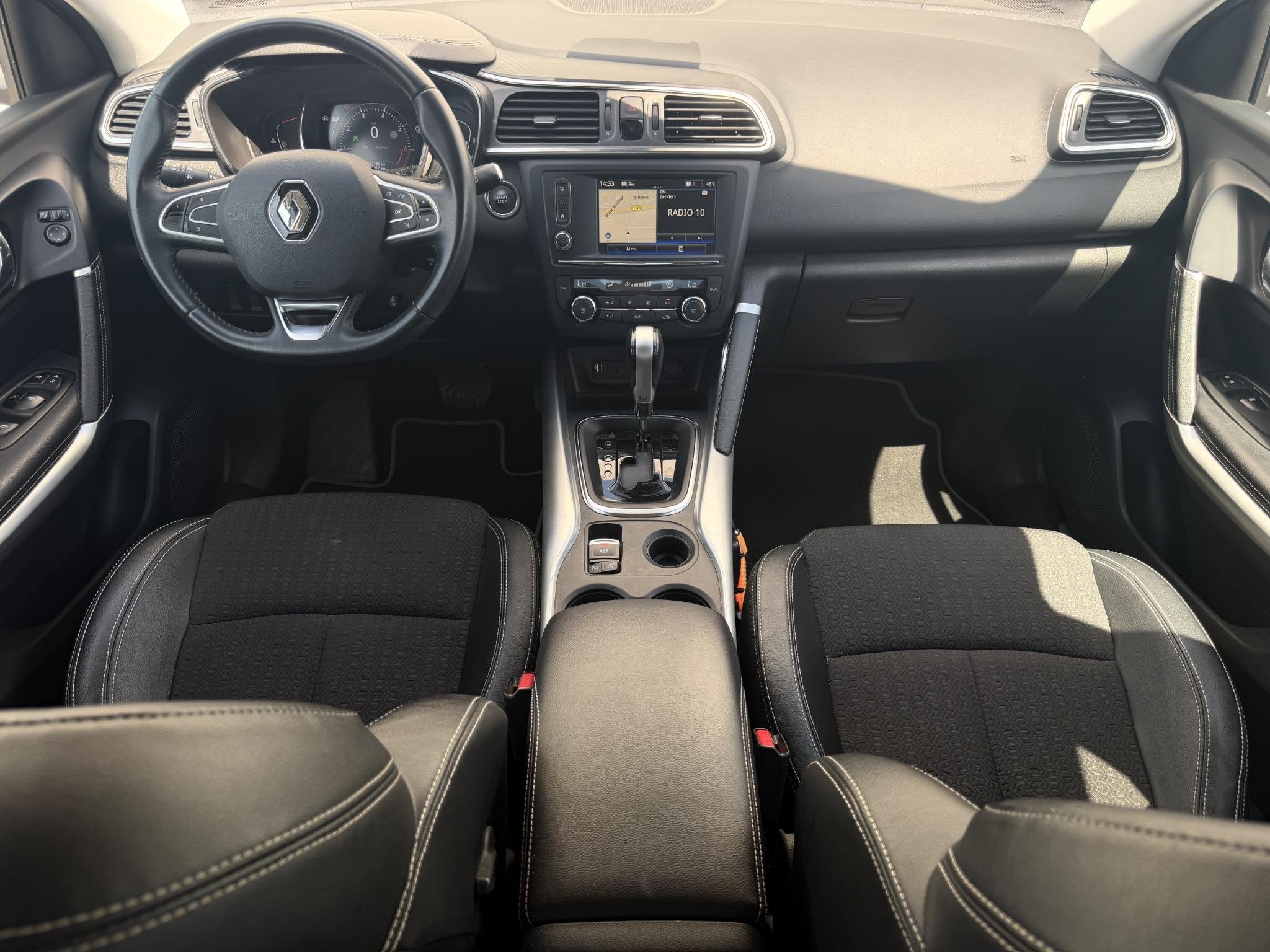Renault Kadjar 1.2 TCe 130 EDC Intens | Trekhaak | Panoramad, Auto's, Kadjar, Gebruikt, 4 cilinders, Met garantie (alle)