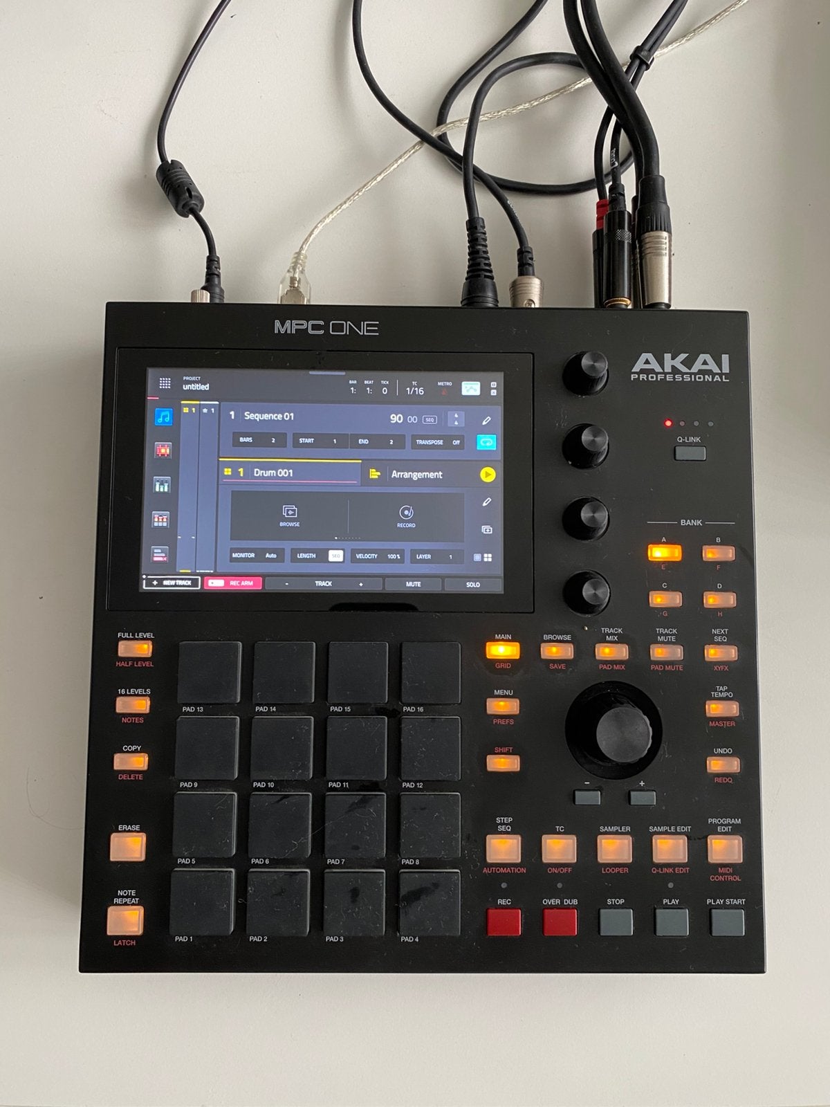 Akai MPC one (first generation), Muziek en Instrumenten, Samplers, Ophalen of Verzenden, Zo goed als nieuw
