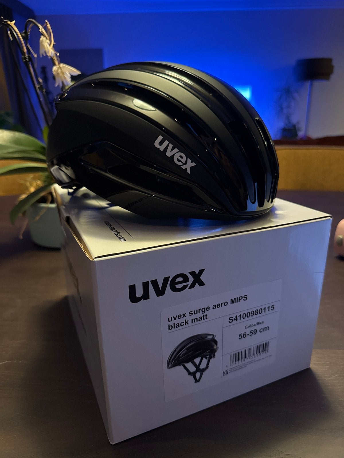 Uvex Surge Aero MIPS Fietshelm Zwart Mat - Maat 56-59 cm, Ophalen of Verzenden, Zo goed als nieuw, Overige maten, Heer of Dame
