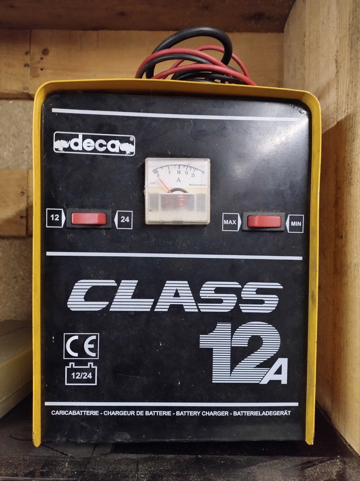 Acculader 12V/24V Deca, Auto-onderdelen, Gebruikt