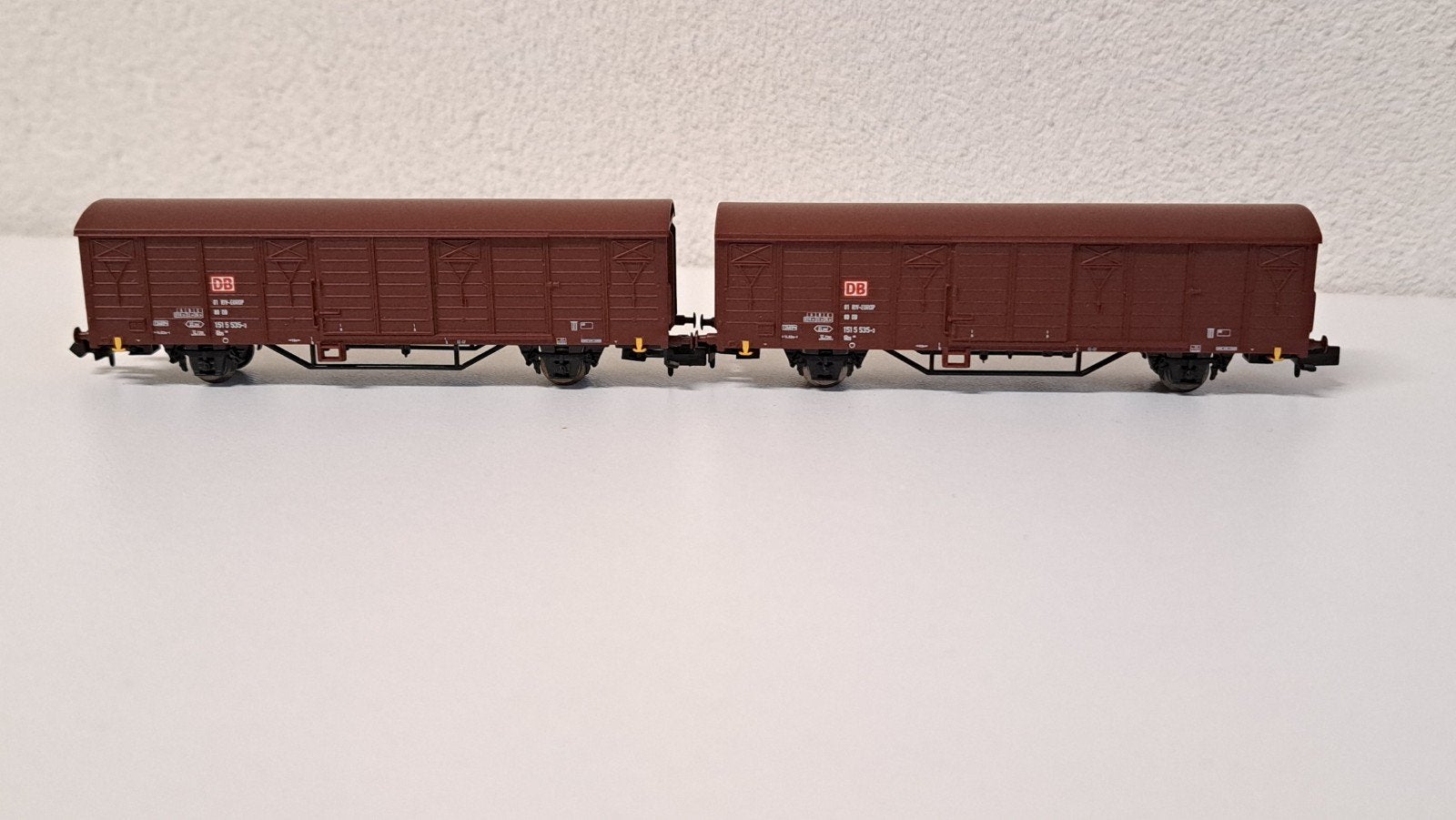 2 Minitrix goederenwagons, Hobby en Vrije tijd, Gelijkstroom, Trix, Wagon, Ophalen of Verzenden