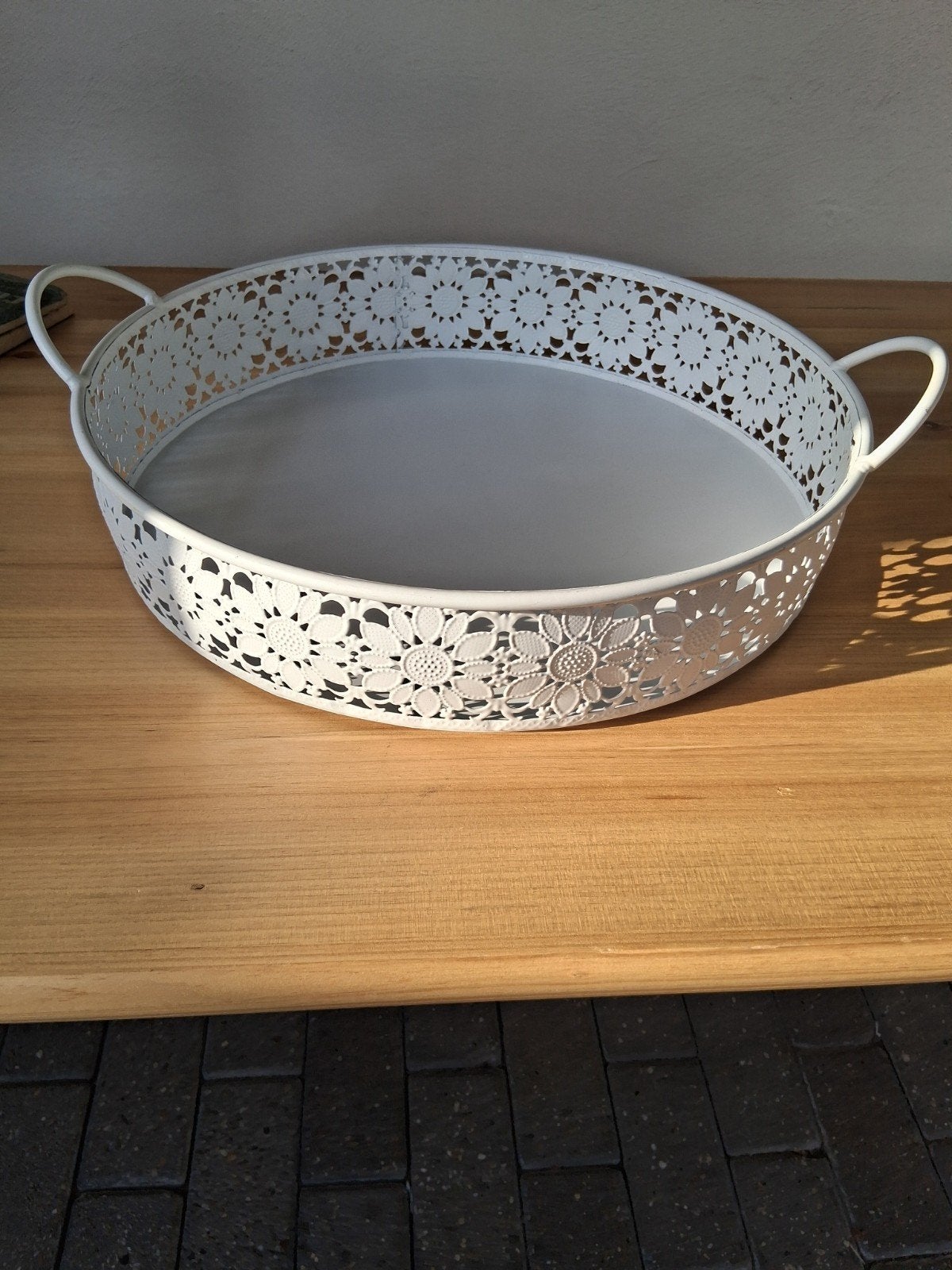 Decoratieve metalen dienblad met handvatten, Ophalen, Zo goed als nieuw, Rond, Metaal
